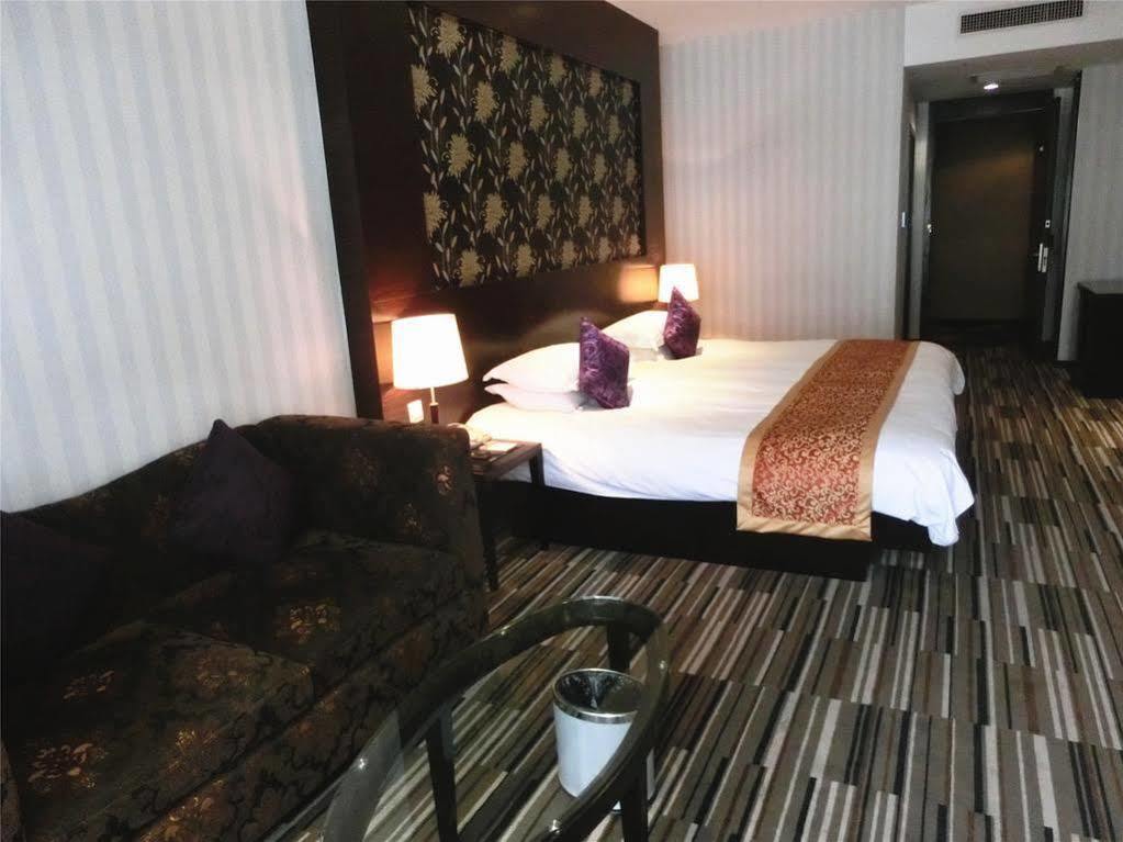 Shanghai Baron Business Bund Hotel Esterno foto